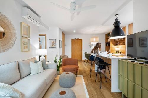 ANADIA Farmers' Market Apartments