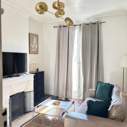 Guest House Tour Eiffel Paris