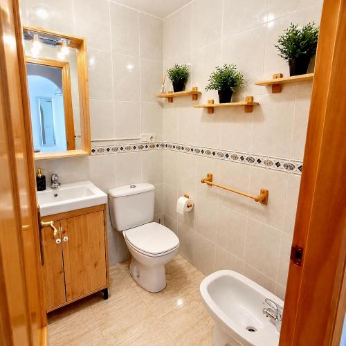 Apartamento mediterráneo - close to the beach, bus station