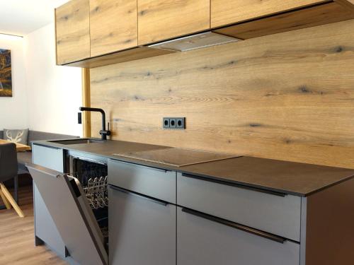 Apartment Bergzeit Appartement Top 2 by Interhome