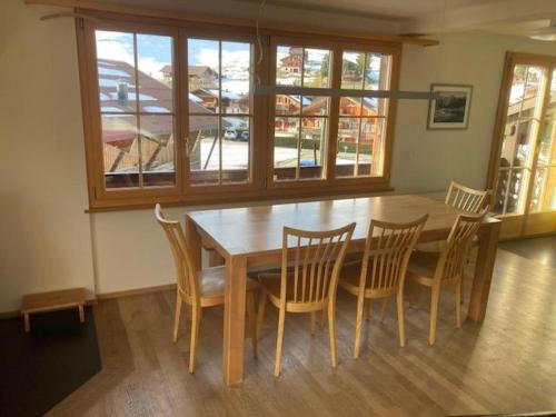 Apartment Gilbachhöckli 2 Appartement-Fewo- Bad- WC- 3 Schlafräume 4-Zimmerwohnung by Interhome