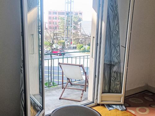 Apartment Jolie appartement proche centre ville by Interhome