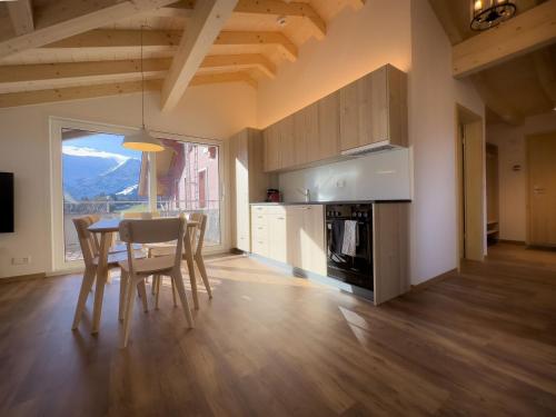Apartment Ferienwohnung Bunder - DG Appartement-Fewo- Bad- WC- 3 Schlafräume by Interhome