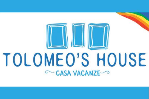 Un certificado, premio, letrero u otro documento en Tolomeo's House-Bed & Bike