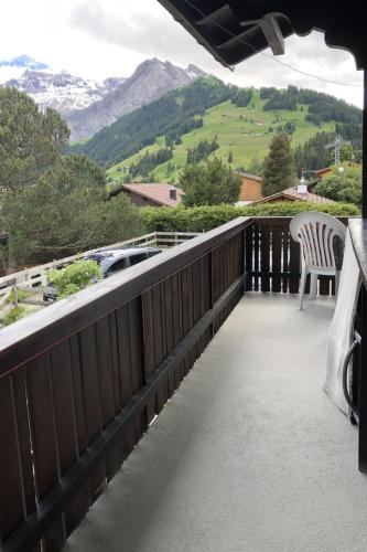 Apartment Sunnegruess Appartement-Fewo- Dusche- WC- 2 Schlafräume 3-Zimmerwohnung by Interhome