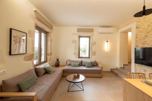 Villa Eva in Neo Chorio