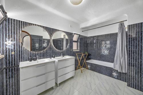 Villa Suecia by Villa Plus
