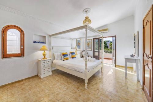 Villa Stephoss by Villa Plus