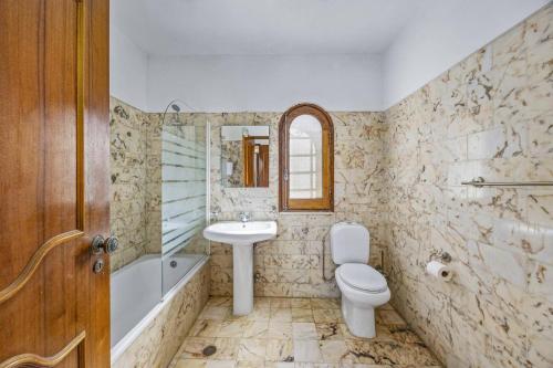 Villa Stephoss by Villa Plus