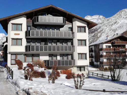 Apartment Floralpina Appartement-Fewo Wohnung Nr- 507 by Interhome