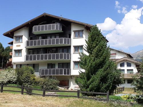 Apartment Floralpina Appartement-Fewo Wohnung Nr- 506 by Interhome