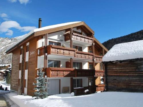 Apartment Aster Appartement-Fewo- Bad- WC- 2 Schlafräume 4-Bettwohnung by Interhome