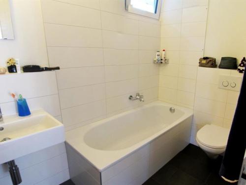 Apartment Dolomit Appartement-Fewo- Dusche und Bad- WC- 2 Schlafräume 5-Bettwohnung EG by Interhome