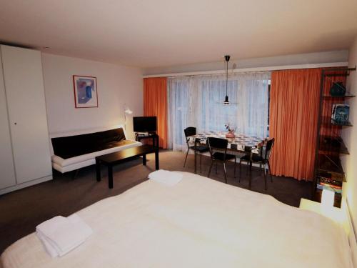 Apartment Sarazena Appartement-Fewo 2-Bettwohnung H by Interhome