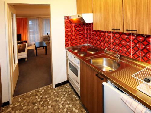 Apartment Sarazena Appartement-Fewo 2-Bettwohnung H by Interhome