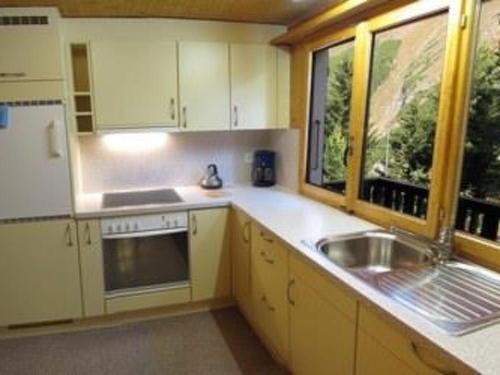 Apartment Les Mayens Appartement-Fewo 8-Bettwohnung by Interhome