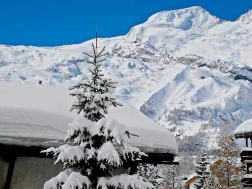 Apartment Chalet Alpenruh Appartement-Fewo Nr- 3 Mischabel by Interhome