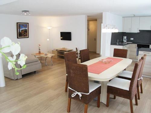 Apartment Adonis Appartement-Fewo- Dusche oder Bad- WC 4-Bettwohnung by Interhome
