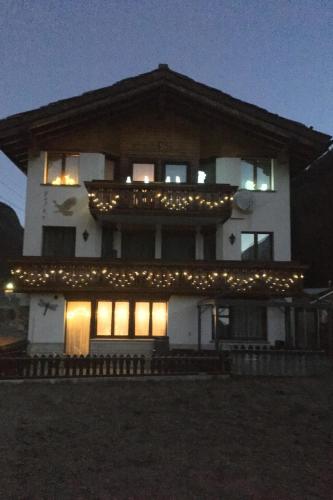 Apartment Haus Falke Appartement-Fewo 6-Bettwohnung by Interhome
