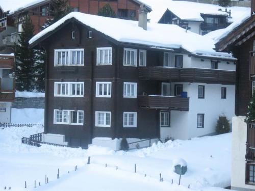 Apartment Mier Gfallt's Appartement-Fewo- Bad- WC- 3 Schlafräume 5-Bettwohnung by Interhome