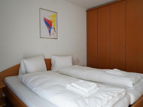 Apartment Fee-Rien Appartement-Fewo- Bad- WC 6-Bettwohnung by Interhome