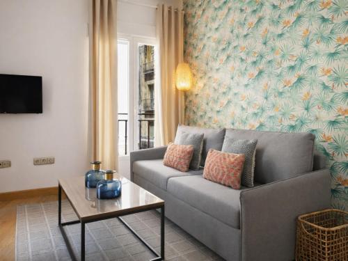 Apartment Gran Vía II by Interhome