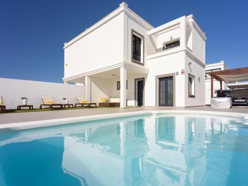 Villa TEBAR BEACH by Interhome
