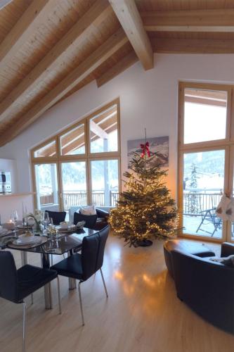 Apartment Penthouse Victoria's Home im Haus Judith Appartement-Fewo Appartement-Fewo by Interhome