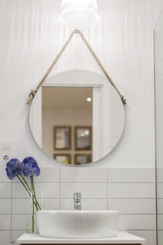 Apartment Puerta del Sol VI by Interhome