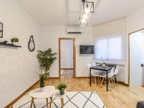 Apartment C Plaza de España 2B by Interhome