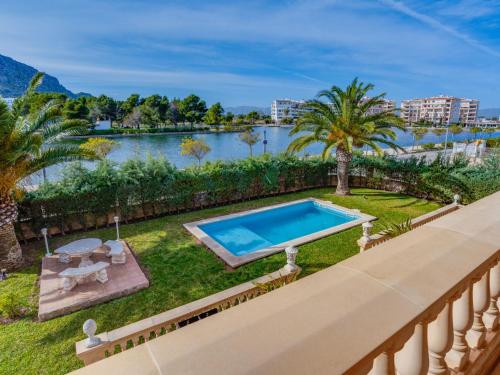 Villa Villa Lago - Aran Berna Etv-14896 by PriorityVilla by Interhome