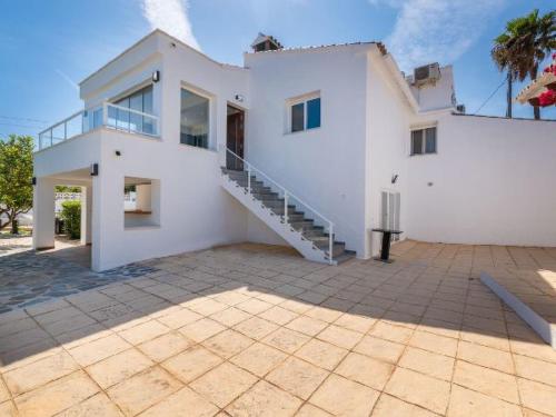 Holiday Home Villa Reva - PlusHolidays by Interhome