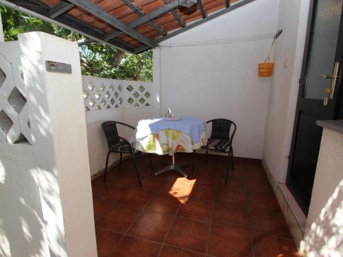 Apartment Apartment Sasa A2 - HR-11069-03 by Interhome