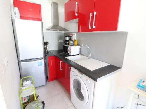 Apartment Carré d'Or 1 bedroom 2 mins Croisette 243 by Interhome
