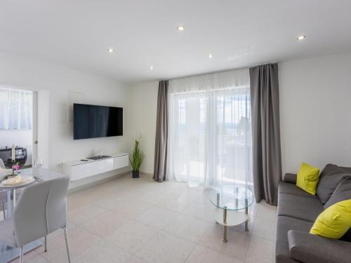 Holiday Home Linda kucica 2 - HR-10907-01 by Interhome