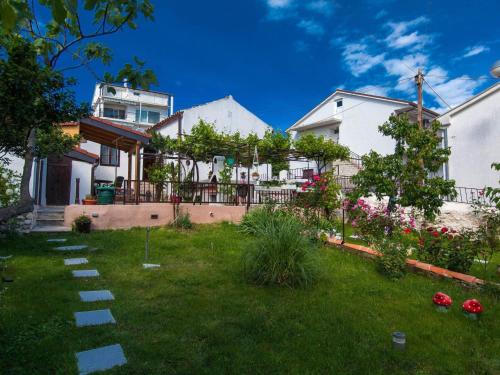 Holiday Home BORNA - HR-07256-01 by Interhome