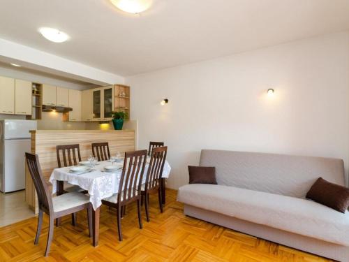 Apartment LAURA 1 - HR-05492-01 by Interhome