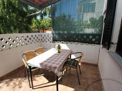 Apartment Apartment Sasa A3 - HR-11069-02 by Interhome
