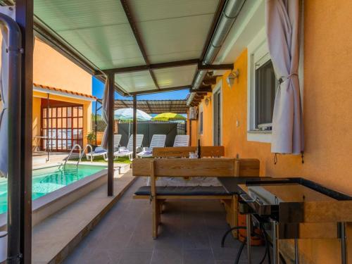 Apartment House Tangerine by Interhome