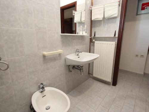Apartment Apartment Sasa B4 - HR-11069-01 by Interhome