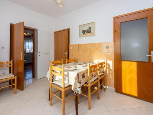 Apartment LUSICIC - HR-02386-01 by Interhome