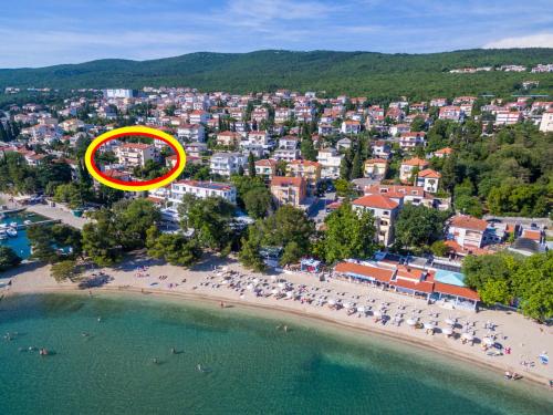 Apartment APARTMENTS NIKO mali - HR-10049-02 by Interhome