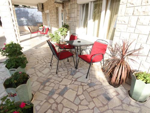 Apartment EVICA 4 - HR-07097-02 by Interhome
