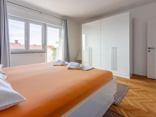 Apartment EVICA 2 - HR-04300-01 by Interhome
