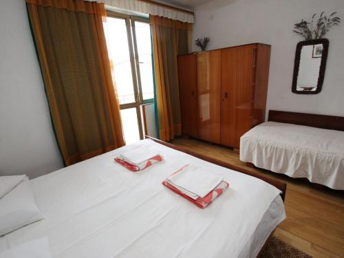 Apartment Vintage Guest Room Cerisnja - HR-11059-05 by Interhome