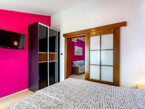 Apartment Mandekic 1-2 -1 - HR-09421-02 by Interhome