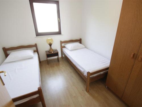 Apartment COR 2 - HR-02342-02 by Interhome