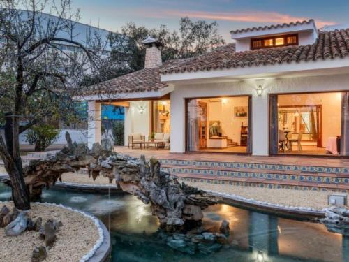 Holiday Home Villa Tropical - Plusholidays by Interhome