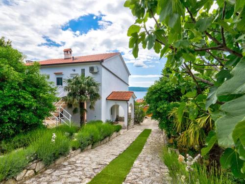 Apartment Suncano 2 - HR-10312-02 by Interhome