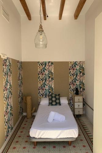 Apartment APART- GRANDE Y LUMINOSO EN EL CENTRO DE ALICANTE by Interhome